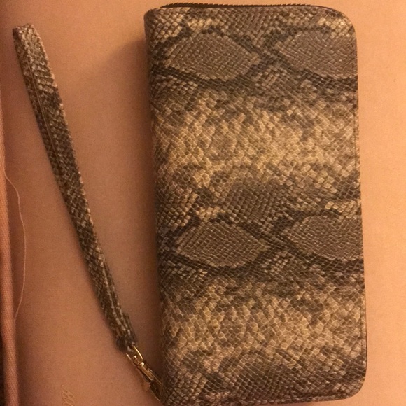 SOLD - Picture 3 of 4